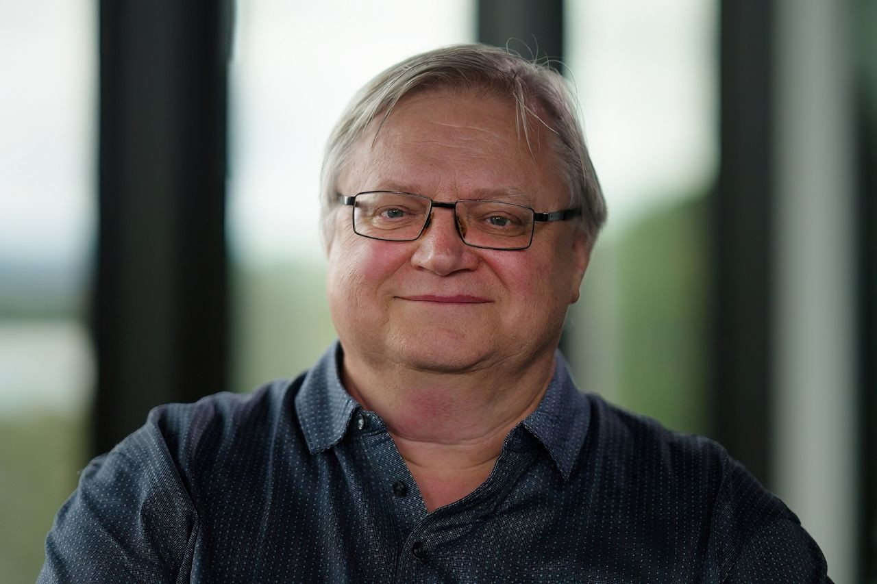 Distinguished Professor Yuri Kivshar. Photo: Australian Academy of Science Headshot of a man